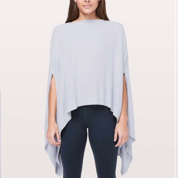lululemon athletica Sweaters - Lululemon Forward Flow Cape